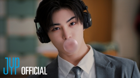 'K팝 슈퍼 루키' 킥플립, 타이틀곡 'FREEZE' 뮤직비디오 티저 최초 공개