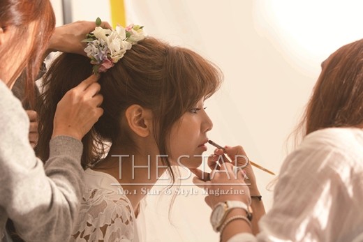 [PIC][01-04-2013]SooYoung và Yuri xuất hiện trên số đầu tiên của tạp chí "THE STAR" 2013041711297074282_4