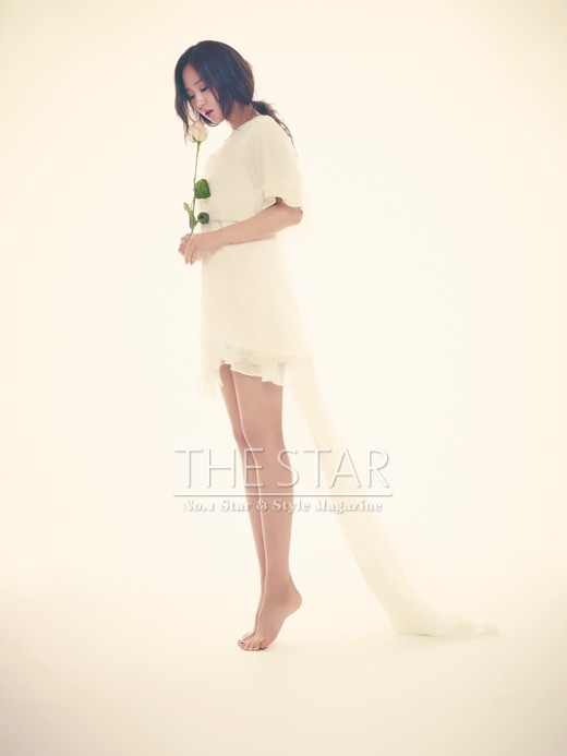 [PIC][01-04-2013]SooYoung và Yuri xuất hiện trên số đầu tiên của tạp chí "THE STAR" 2013041715447023679_3