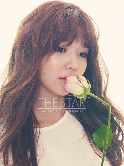 [PIC][01-04-2013]SooYoung và Yuri xuất hiện trên số đầu tiên của tạp chí "THE STAR" 2013041715447023679_5