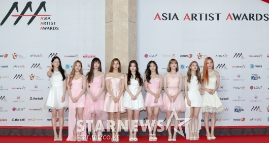 [★포토]프로미스나인, '핑크빛 소녀들의 AAA 시상식'