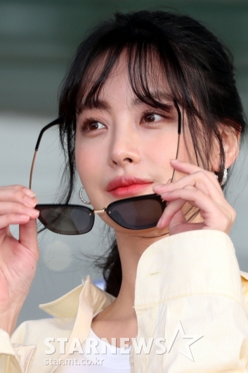[] 'ɹ̸ '