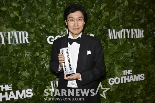 황동혁 감독, '오겜3' 공개 앞두고 경사..美고섬어워즈 공로상 수상