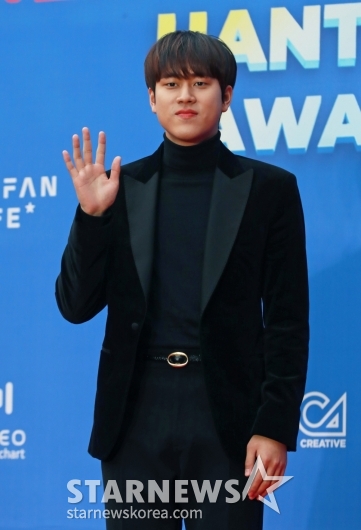 스태프가 갑질+반말..이무진, 무대 중단에 공연 측 2차 사과 "스태프 경질" [종합]