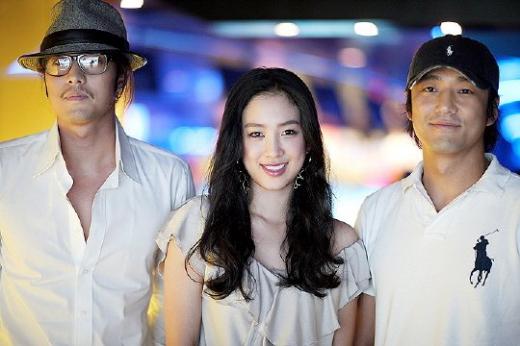↑내년 2월 방송예정인 SBS '카인과 아벨'의 주인공을 맡은 소지섭, 정려원, 지진희