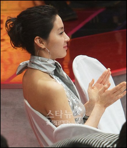 포토]송윤아, 연예대상 보러 왔어요 | 스타뉴스