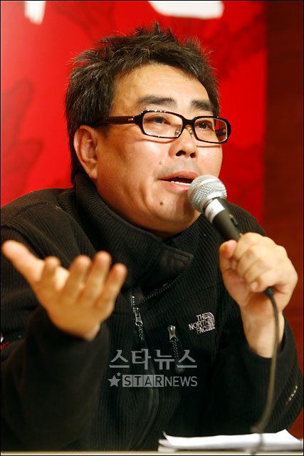 ↑영화 '1724 기방난동사건'의 여균동감독 ⓒ<임성균 기자 tjdrbs23@>