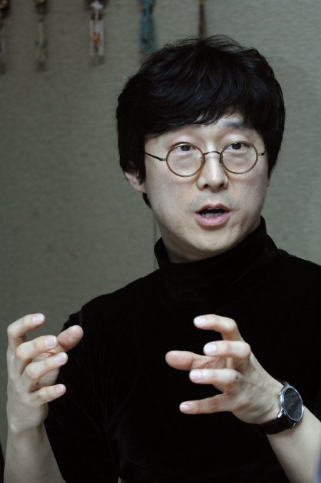 20주년을 맞은 KBS 2FM '이근철의 굿모닝팝스' 진행자 이근철 영어강사