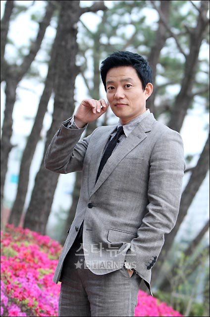 '온에어'에서 장기준으로 열연 중인 배우 이범수 ⓒ홍봉진 기자 honggga@