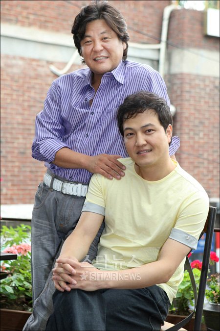 배우 성지루(왼쪽)와 정웅인 ⓒ송희진 기자