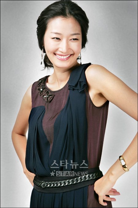 SBS 주말극 \'조강지처클럽\'에서 정나미 역으로 출연 중인 변정민 ⓒ최용민 기자