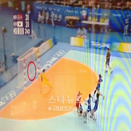 ↑노르웨이 텔레비전의 캡처 동영상(볼이 골라인을 통과하지 못했다)