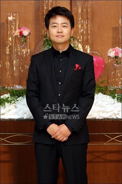 방송인 신영일 ⓒ임성균 기자
