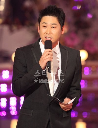 2007 KBS 연예대상의 MC로 나섰던 신동엽 ⓒ임성균 기자