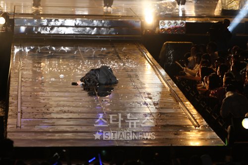 지난 6월 28일 충남 보령 '서해안 페스티벌' 공연 도중 실신한 김장훈 ⓒ송희진 기자 songhj@