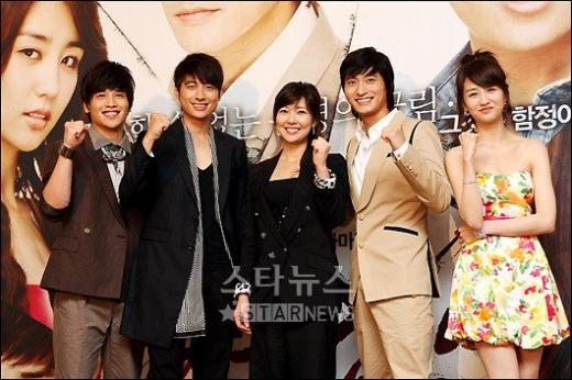 '멈출 수 없어'의 유건, 이지훈, 김규리, 엄기준, 박하선 ⓒ송희진 기자