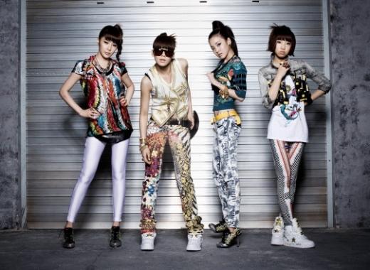 2NE1의 박봄, 씨엘, 산다라박, 공민지(왼쪽부터) 