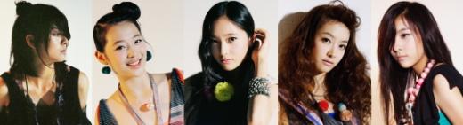 엠버, 설리, 크리스탈, 빅토리아, 루나(왼쪽부터)