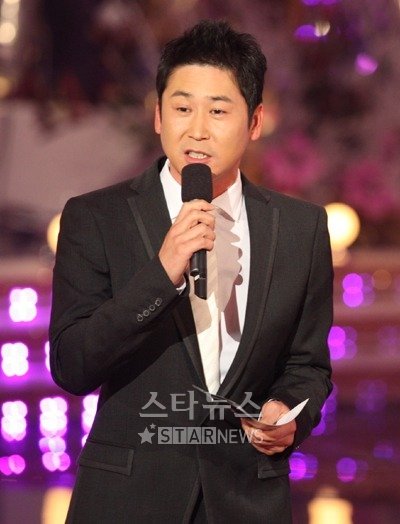 SBS '게임쇼300'의 MC 신동엽 ⓒ임성균 기자