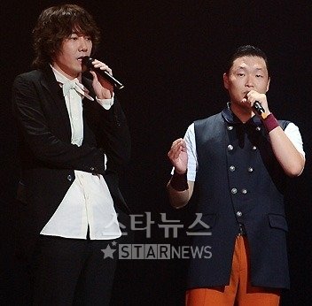 가수 김장훈(왼쪽)과 싸이 ⓒ사진=임성균 기자 tjdrbs23@