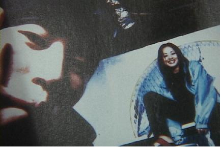 1998년 잡지 촬영 당시 드렁큰 타이거와 김혜수의 모습<br /><br />
