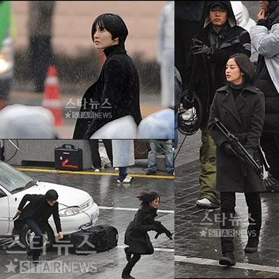 29일 서울 광화문광장에서 KBS 2TV '아이리스' 촬영에 임한 김태희와 김소연 ⓒ유동일 기자 eddie@