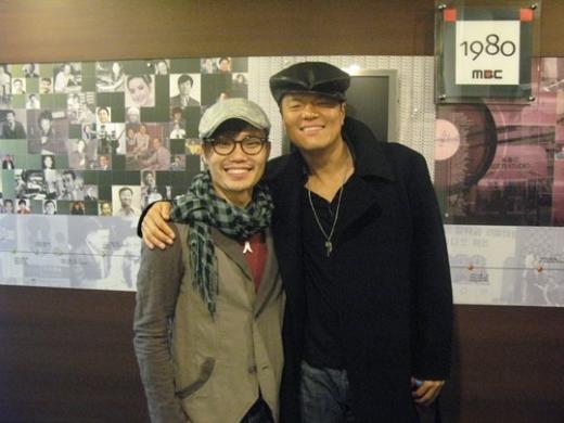 가수 김범수(왼쪽)와 박진영 ⓒ사진=MBC