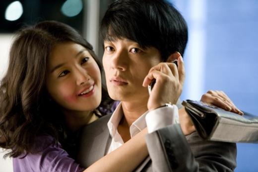 영화 '홍길동의 후예' 이시영(왼쪽)과 이범수 