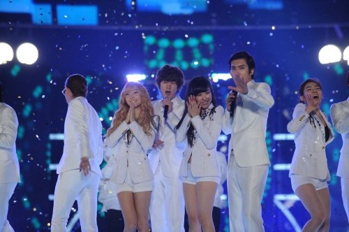 소녀시대와 슈퍼주니어의 무대 <사진=SBS>