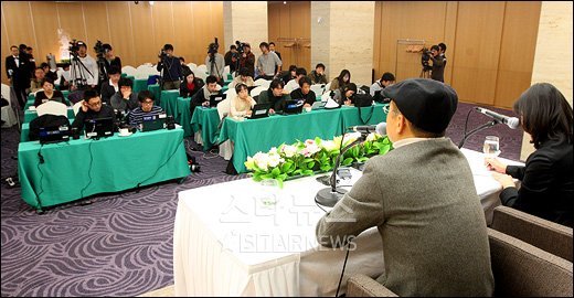 KBS 2TV '공부의 신' 일본 만화 '드래곤 자쿠라'의 원작자 미타노리후사 기자회견 ⓒ이명근 기자 qwe123@