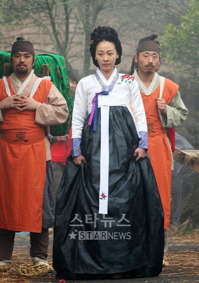 '거상 김만덕' 촬영중인 이미연 ⓒ유동일 기자