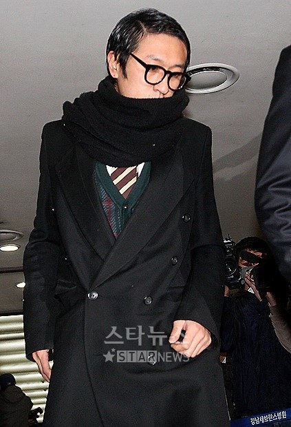 고 최진영을 조문중인 빽가 ⓒ머니투데이 스타뉴스 홍봉진 기자 honggga@