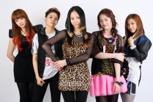 f(x)의 빅토리아, 엠버, 크리스탈, 설리, 루나(왼쪽부터) ⓒ사진=이동훈 기자