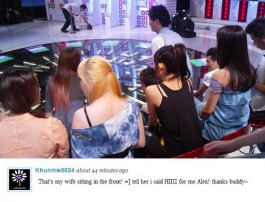 ↑알렉산더가 SBS '스타킹' 녹화 도중 찍은 사진. 게스트로 참석한 f(x)멤버들의 뒷모습이 담겼다. ⓒ유키스 알렉산더 트위터