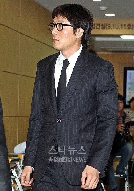 故 박용하의 빈소를 찾은 김주혁 ⓒ홍봉진 기자 honggga@