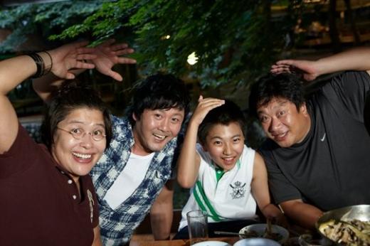 ↑ tvN '현장토크쇼 택시' MC 이영자와 공형진, 오재무, 권용운 ⓒtvN 제공