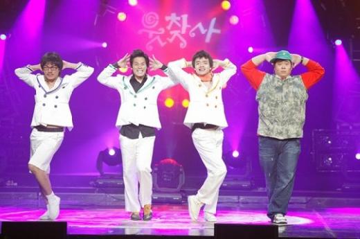<사진=김재우(좌측에서 2번째), '웃찾사' 제공>