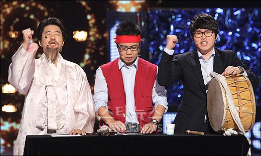'남보원' 코너 박성호 황현희(가운데) 최효종 ⓒ양동욱 인턴 기자