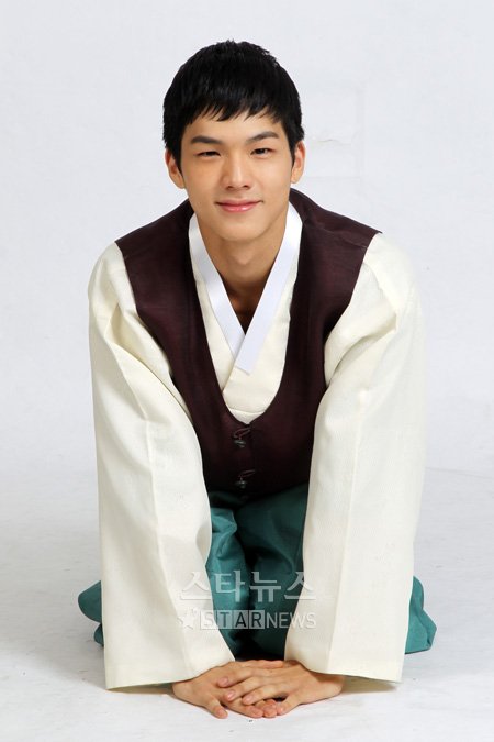 틴탑 캡ⓒ임성균 기자 tjdrbs23@(한복협찬=디자이너 박술녀)