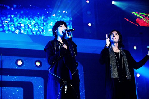 박신혜(왼쪽)와 장근석