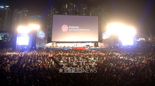 제 15회 부산국제영화제 개막행사 ⓒ홍봉진 기자