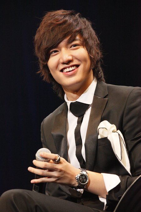 배우 이민호