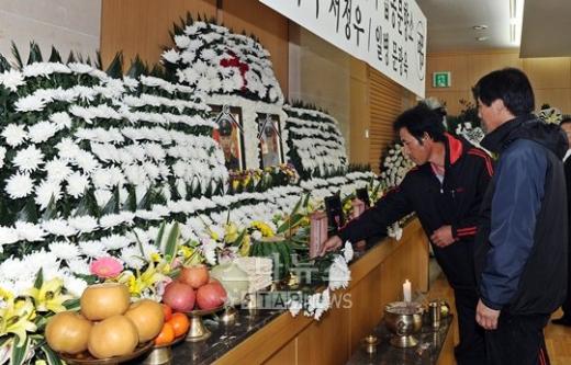 성남 국군수도병원에 차려진 고 서정우 하사와 문광욱 일병의 합동 분향소 <사진=합동취재단>