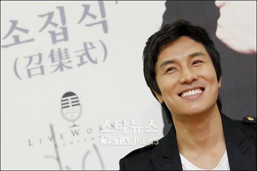 가수 겸 연기자 김동완.ⓒ류승희 인턴기자