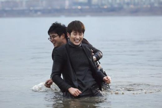 MBC '역전의 여왕' 촬영 중인 박시후 김용희 ⓒ사진=MBC 제공