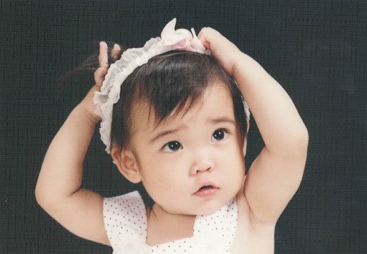 가수 아이유의 어린 시절 사진 ⓒ머니투데이 스타뉴스