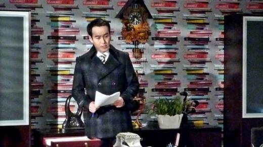↑MBC 시트콤 '몽땅 내 사랑' 촬영장에서 리허설 중인 정호빈