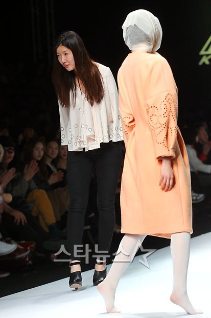 파이널 무대에서 인사하는 권순수ⓒ홍봉진기자