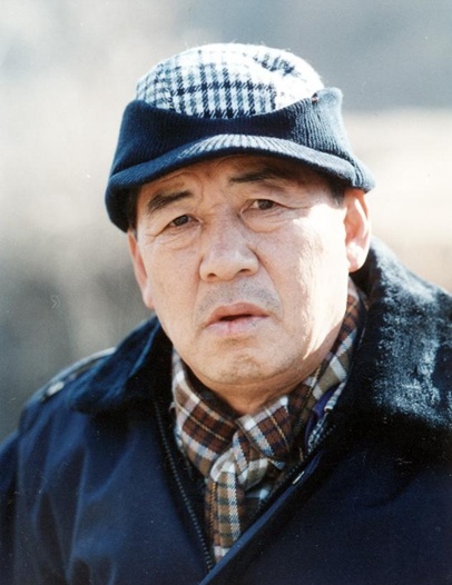 25일 암 투병 중 별세한 故김인문 
