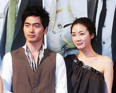 2007년 '에어시티' 시사회 당시의 이진욱(왼쪽)과 최지우 ⓒ머니투데이 스타뉴스